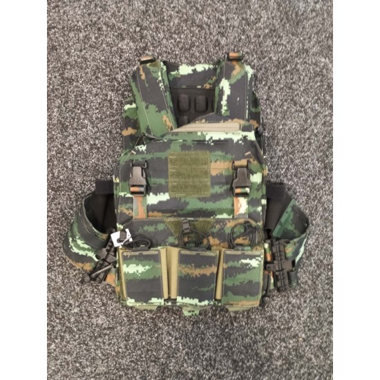 2ND HAND -  PAP CAMO VEST (3)