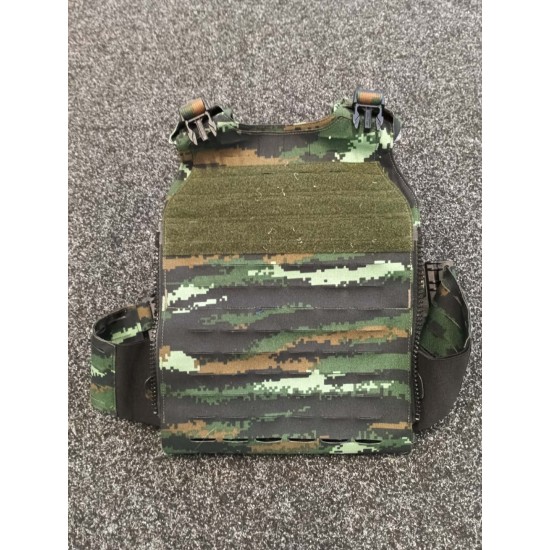2ND HAND -  PAP CAMO VEST (3)
