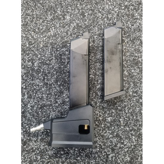 [2nd HAND] Action Army AAP01 CUSTOM HPA + HPA ADAPTER AND ORIGINAL MAGAZINE 