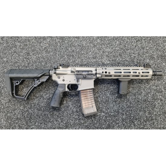 [2nd HAND] T8 Daniel Defense MK18 GBBR GREY + 1 Magazine 